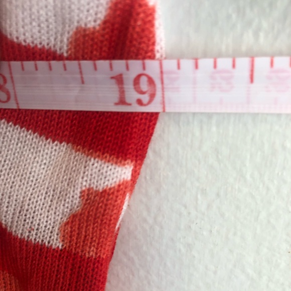 Lane bryant red and white  knit top - Picture 3 of 4